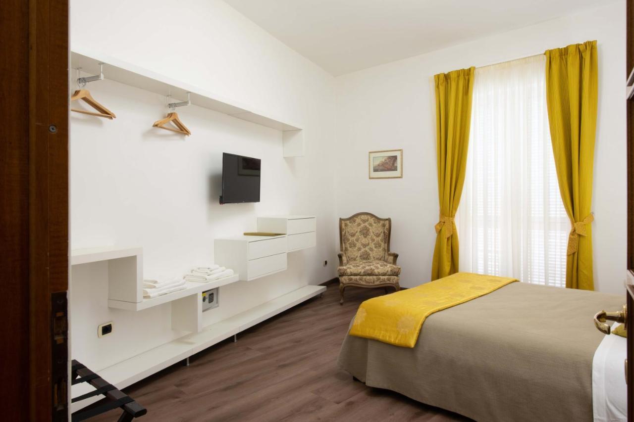 L'Insolita Reggia Caserta Luaran gambar